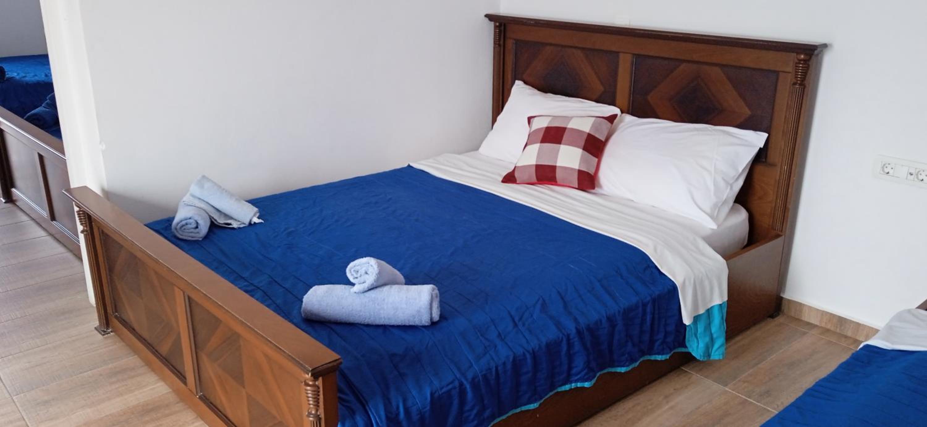 Фото Studios Apartments Kapetanios