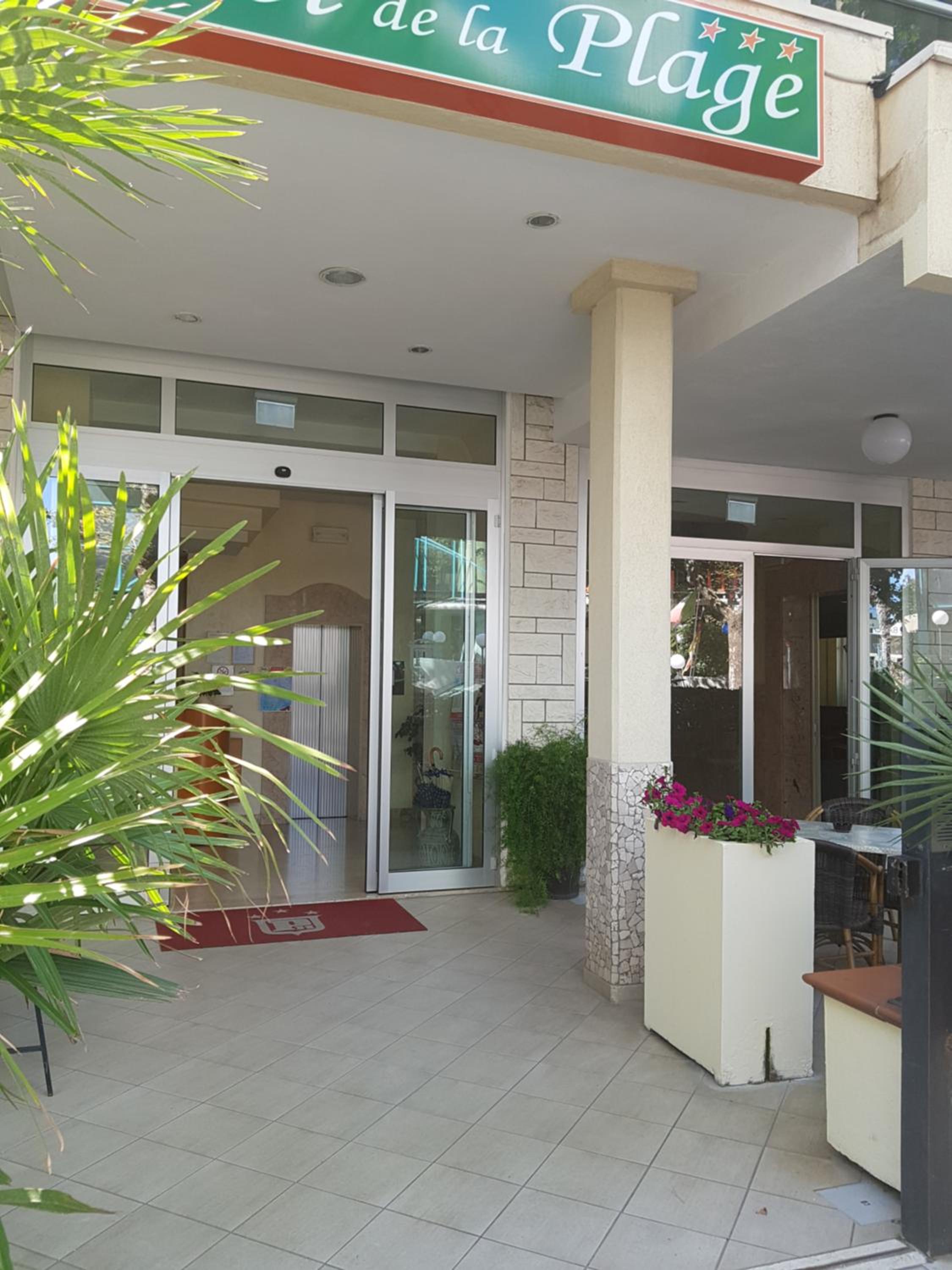 Фото Hotel de la Plage