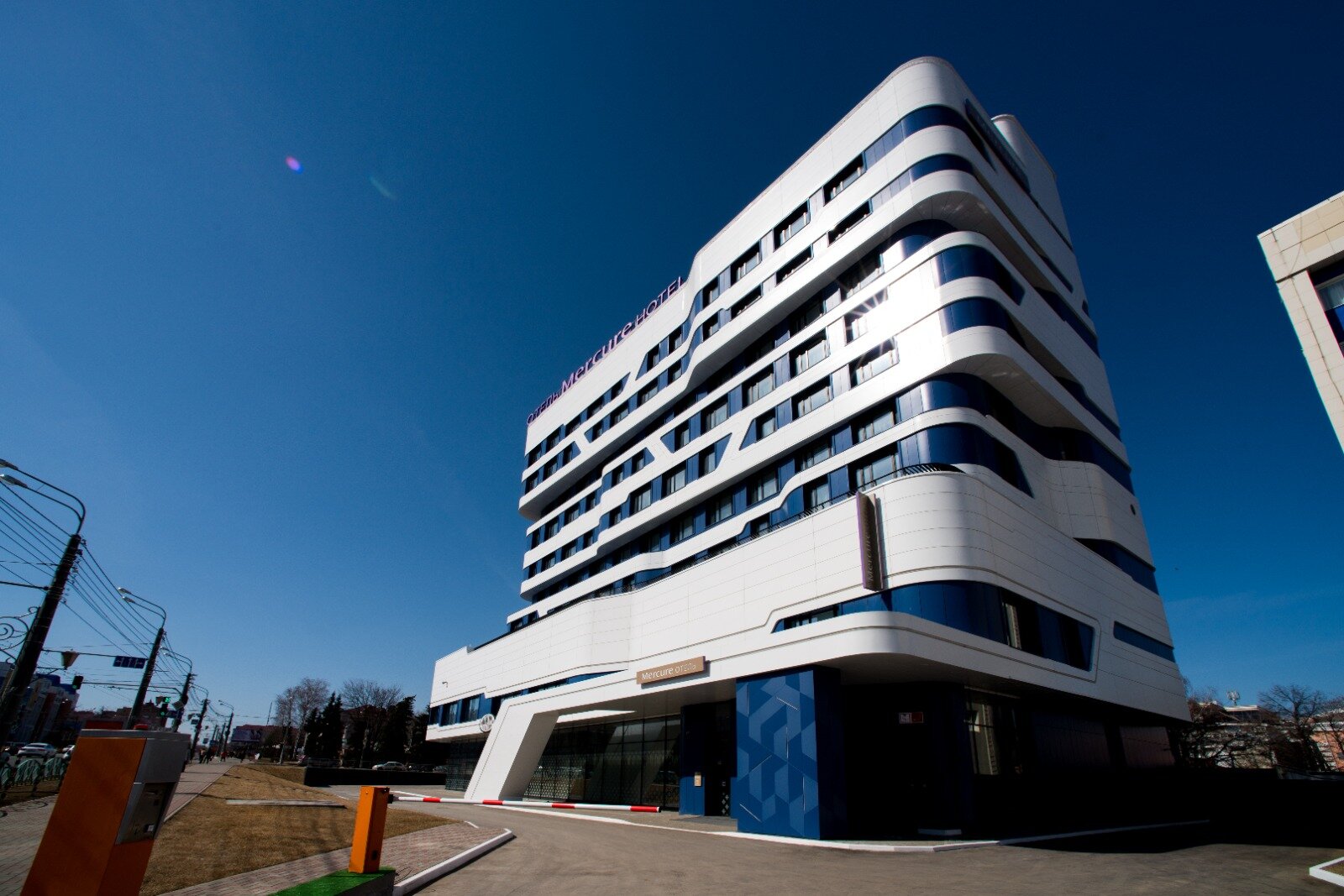 Фото отеля 1