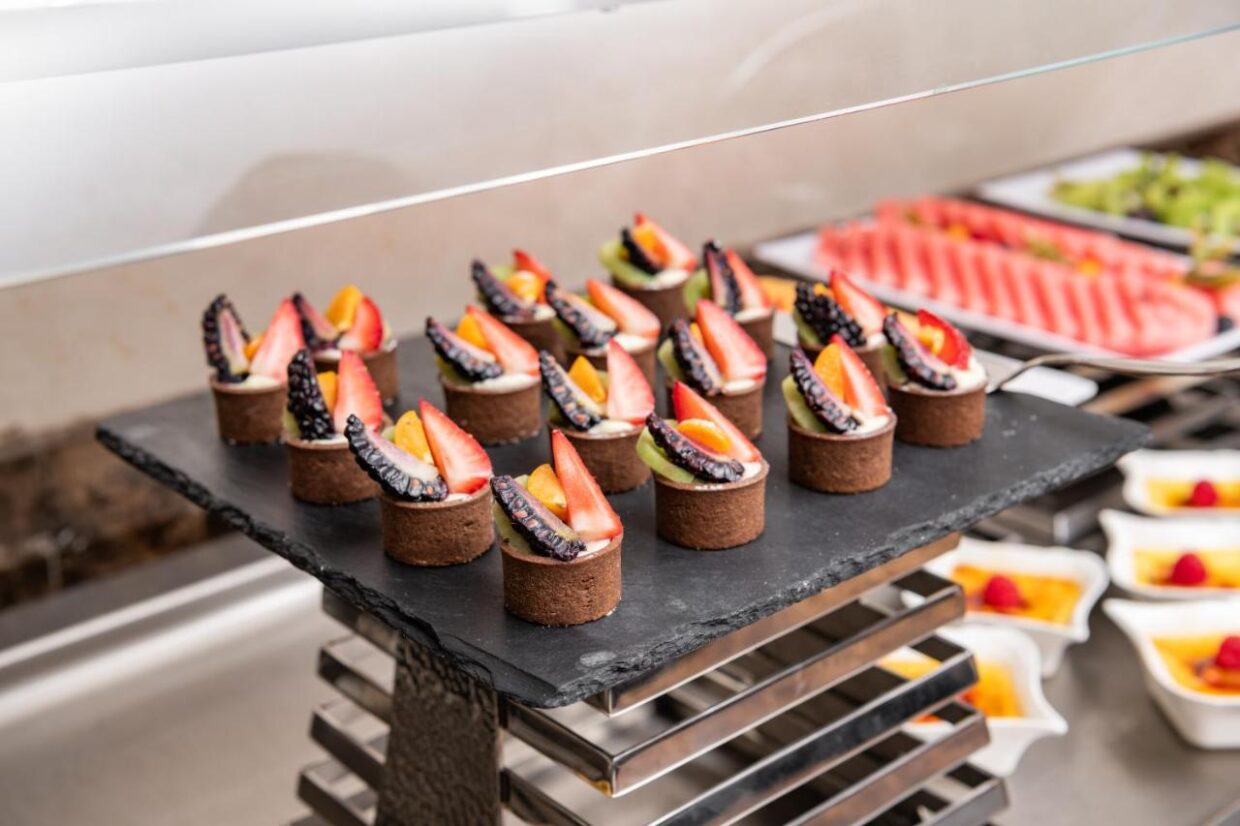 Фото Taiba Front Hotel