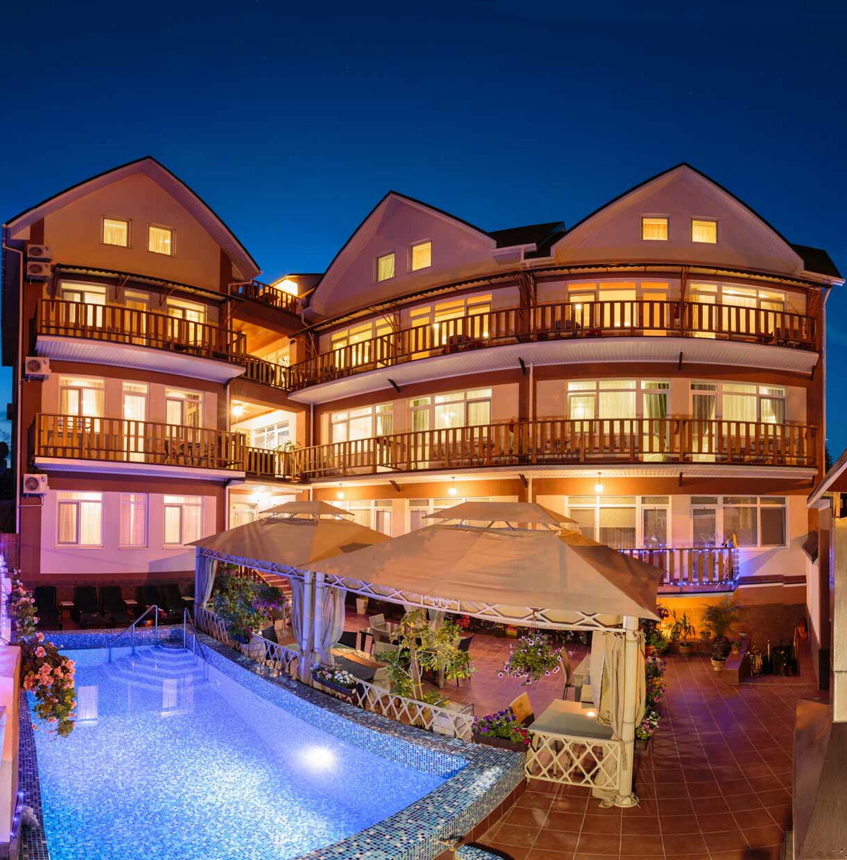 Фото отеля 1