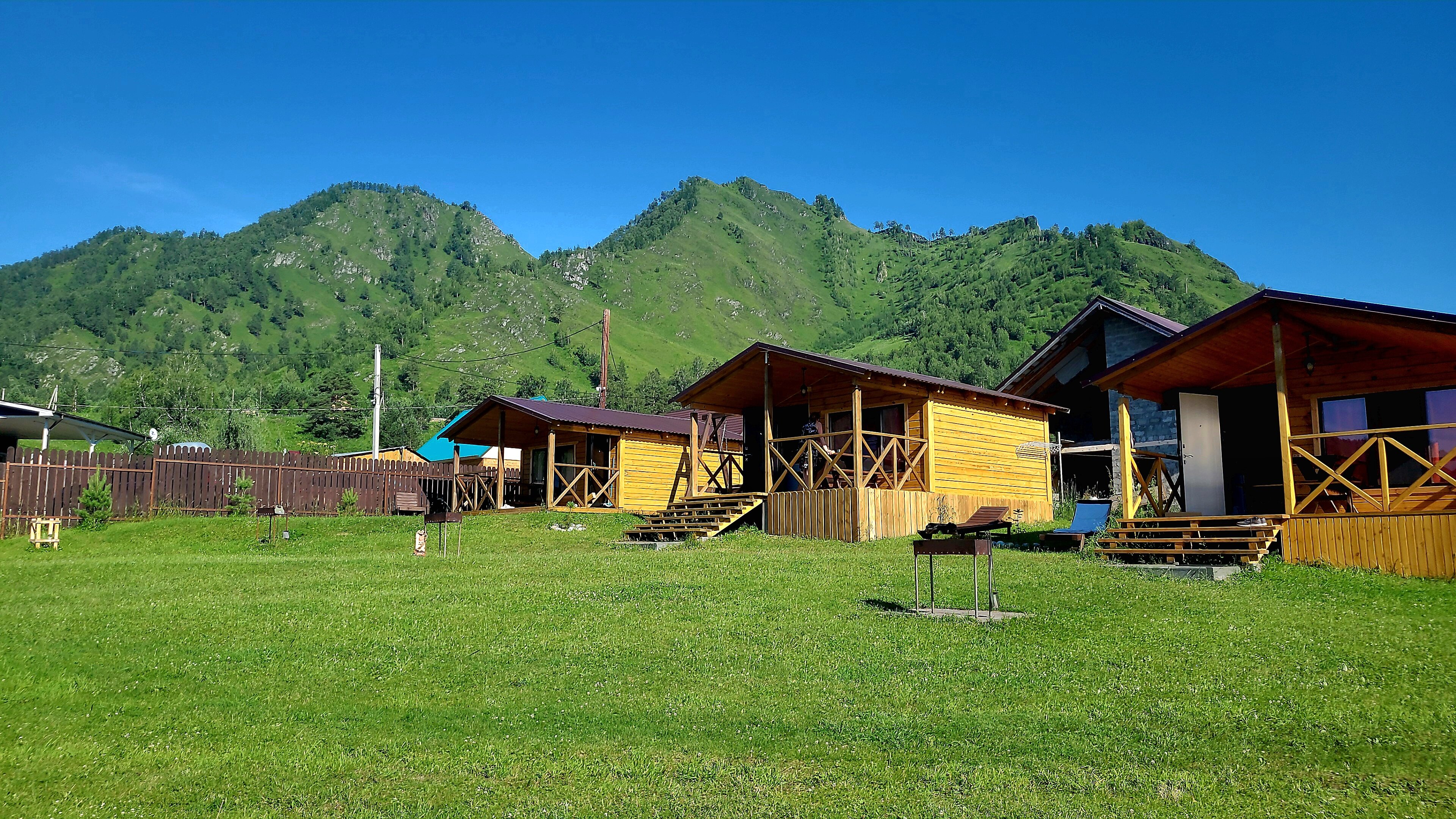 Фото Земляничная 33