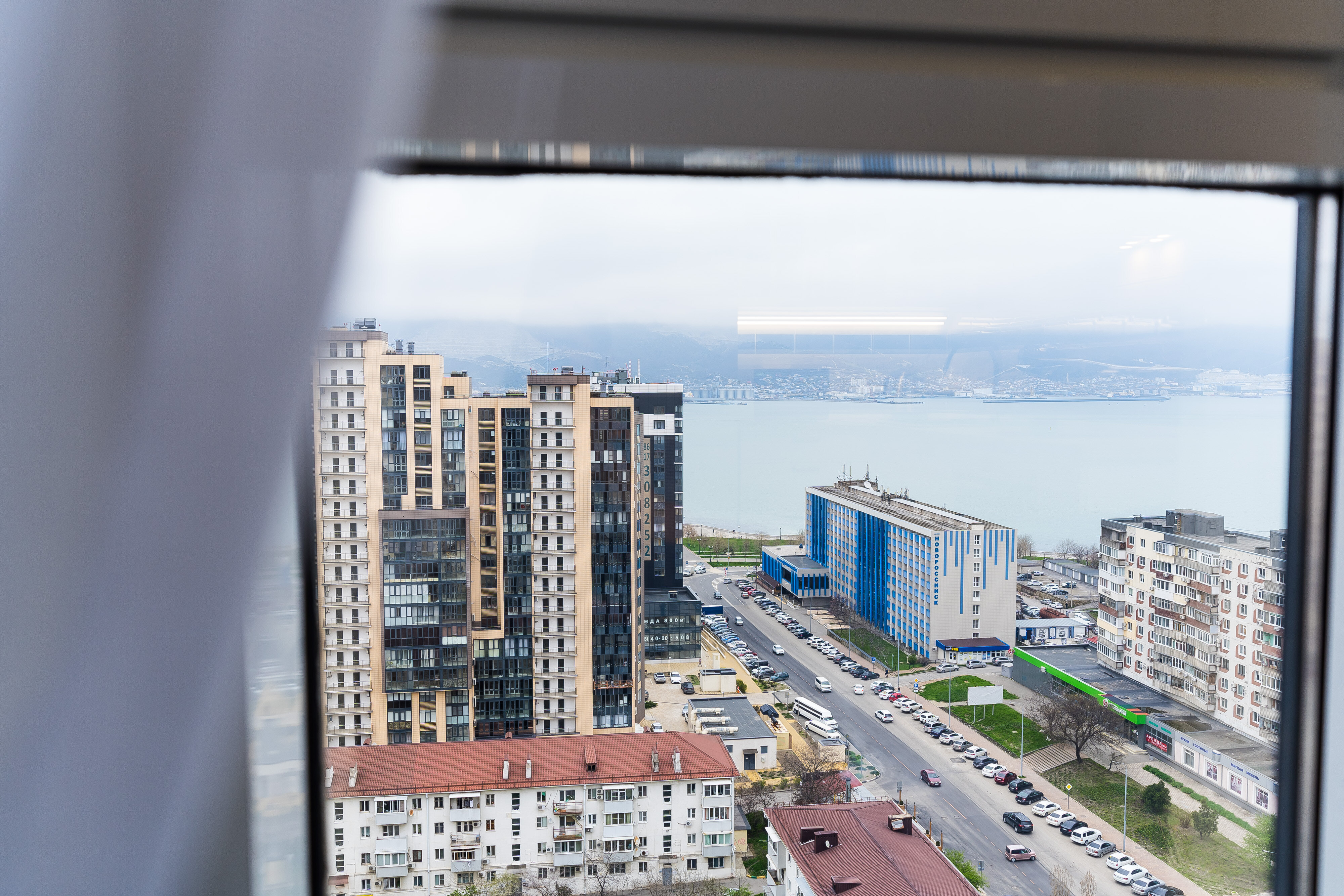 Фото LetoApart на улице Энгельса 95