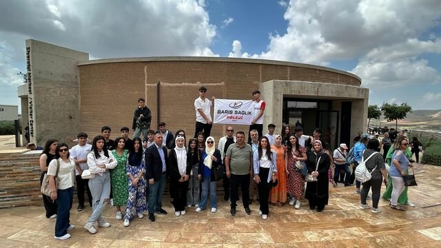 مدرسة خاصة Diyarbakır Özel Barış Sağlık Ve Anadolu Lisesi ، ديار بكر، صورة