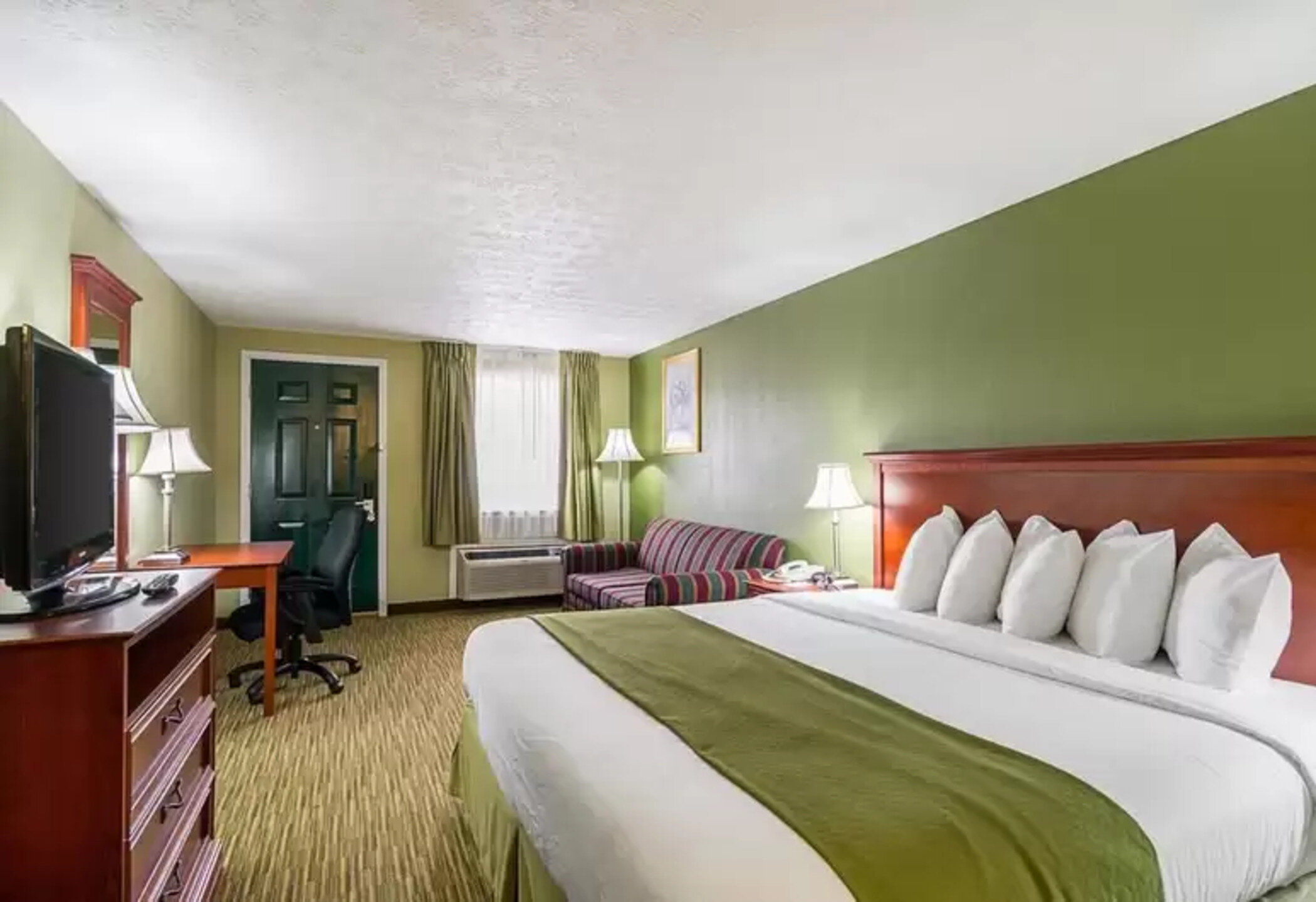 Фото Quality Inn Weston