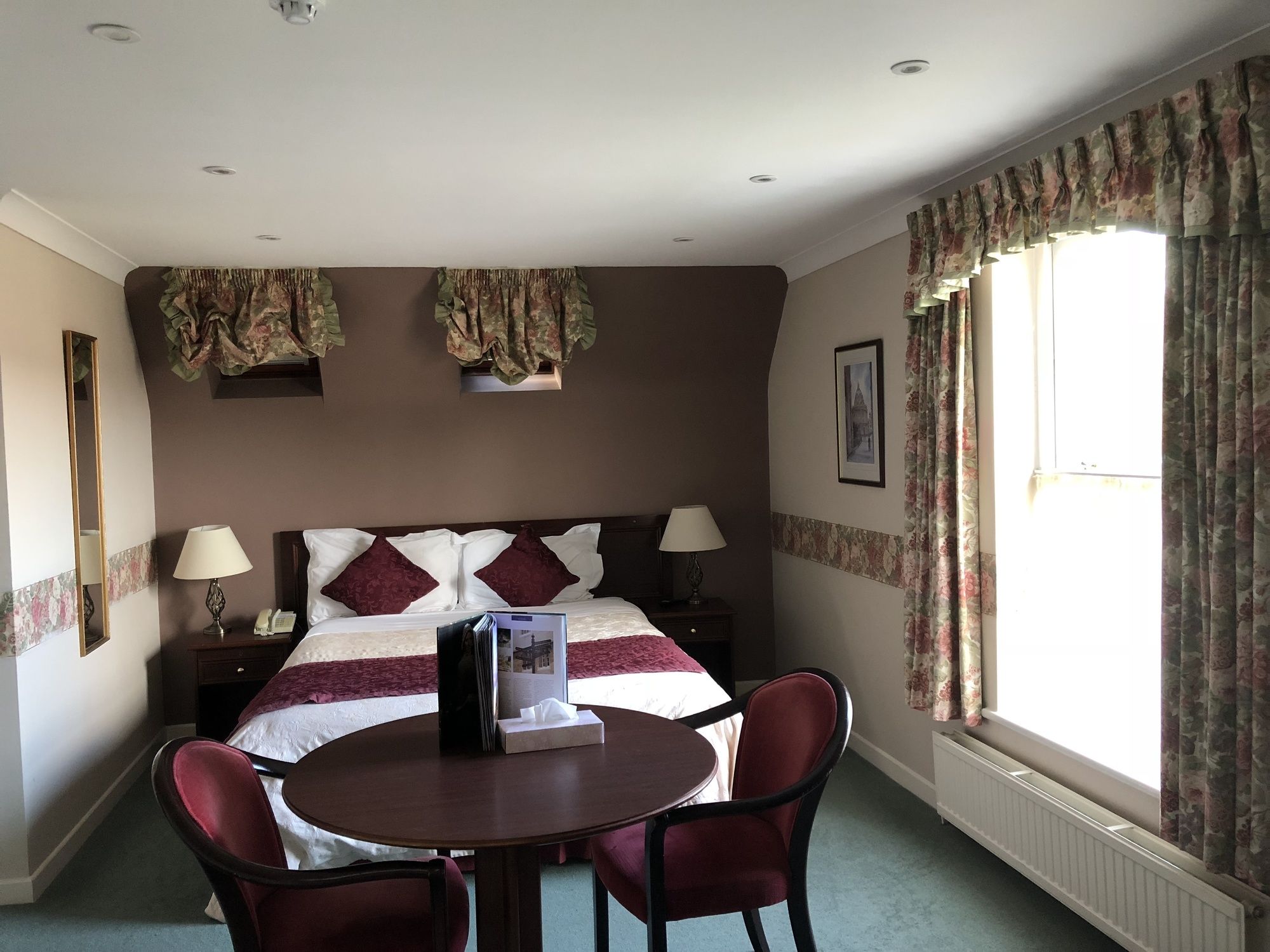 Фото Marlborough house hotel