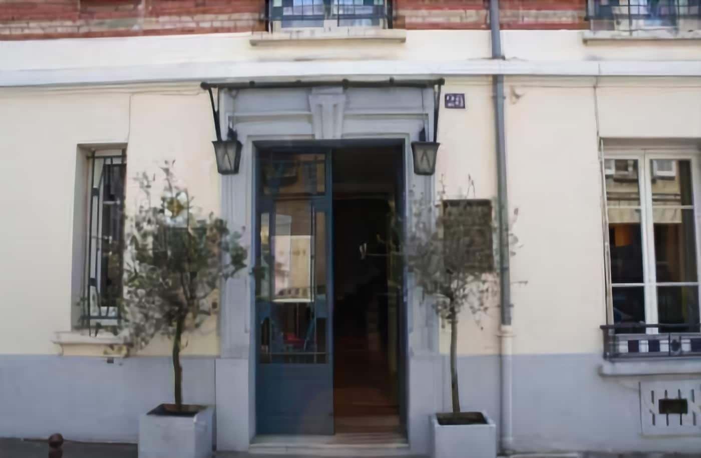 Фото Hôtel Le Home Saint Louis