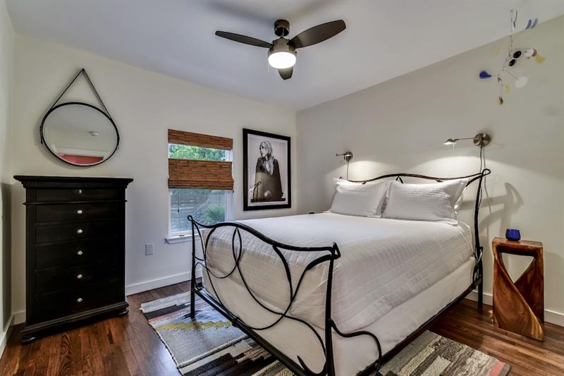 Фото The Eastside Lodge Austin