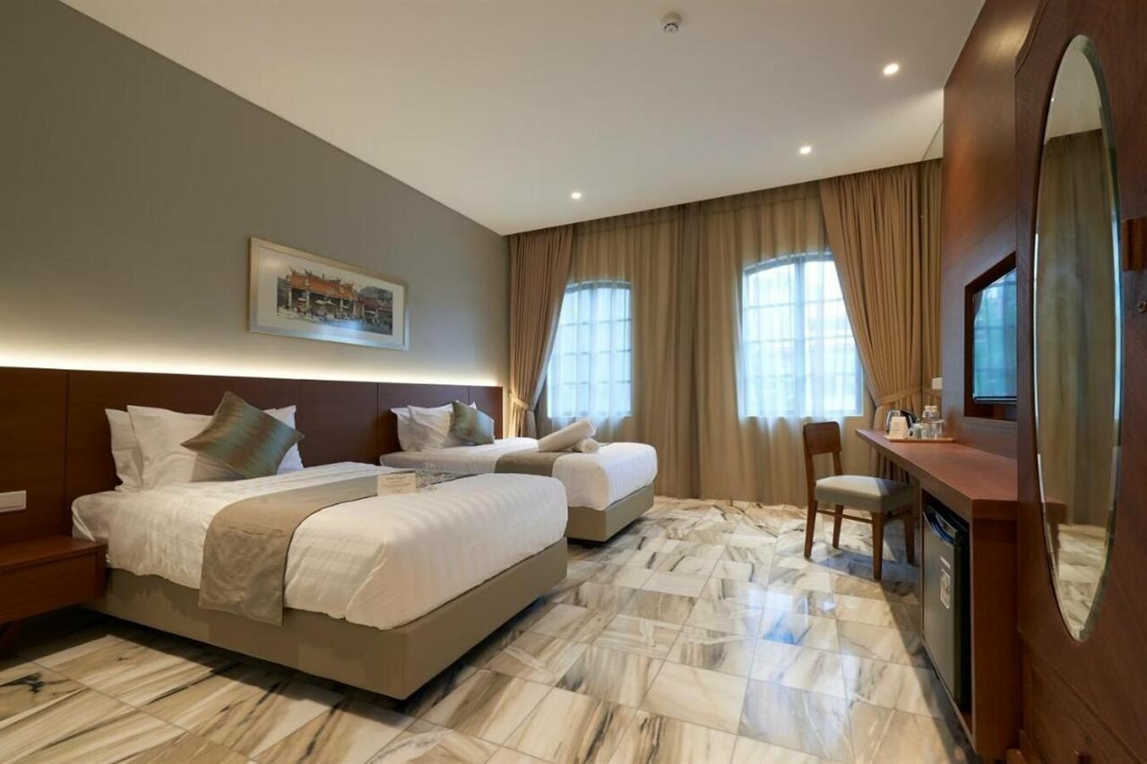 Фото отеля 2