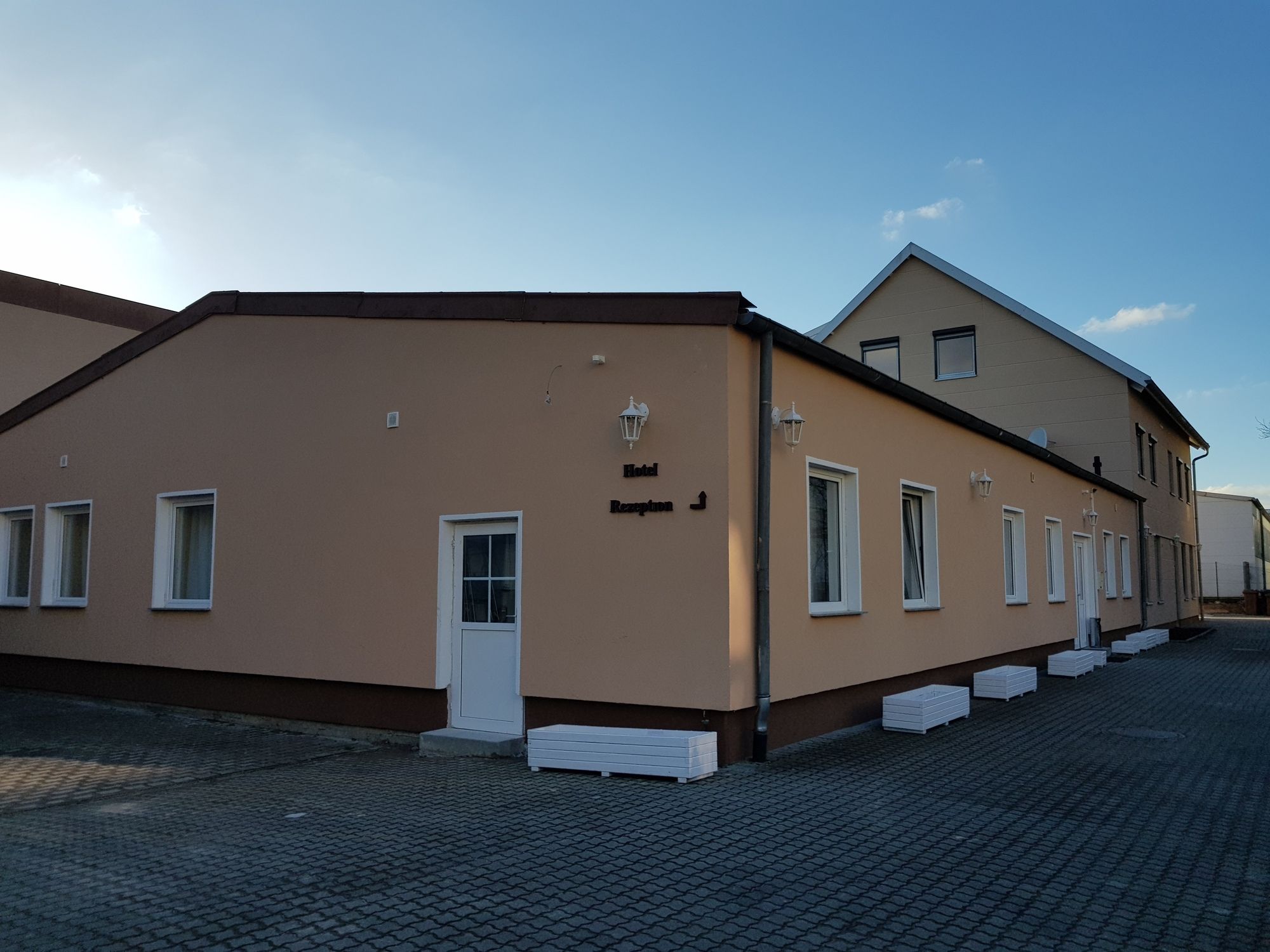 Фото Hotel-Residenz Oberurseler Hof