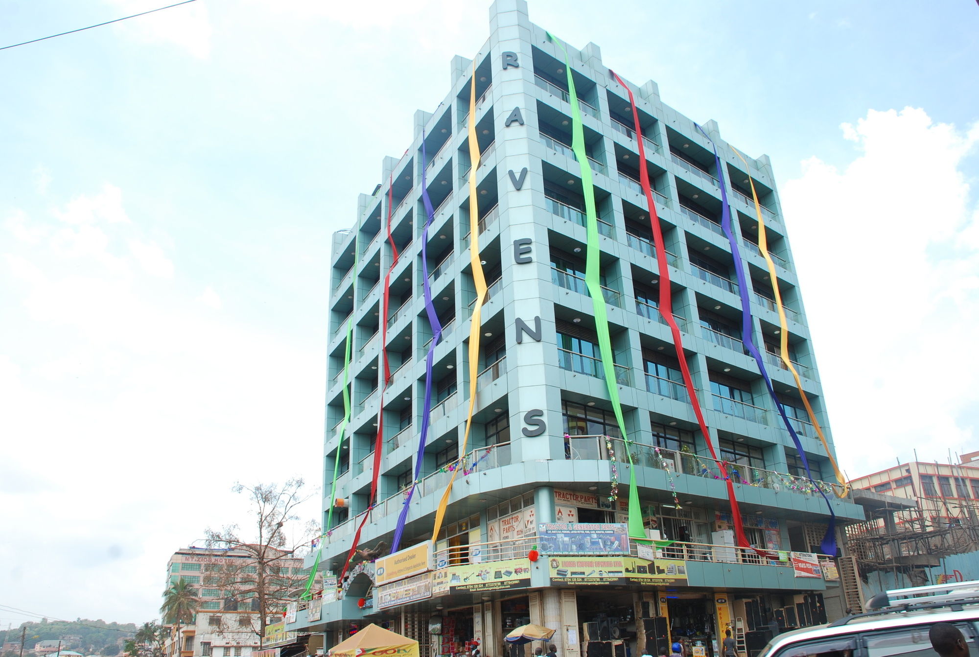 Фото отеля 2