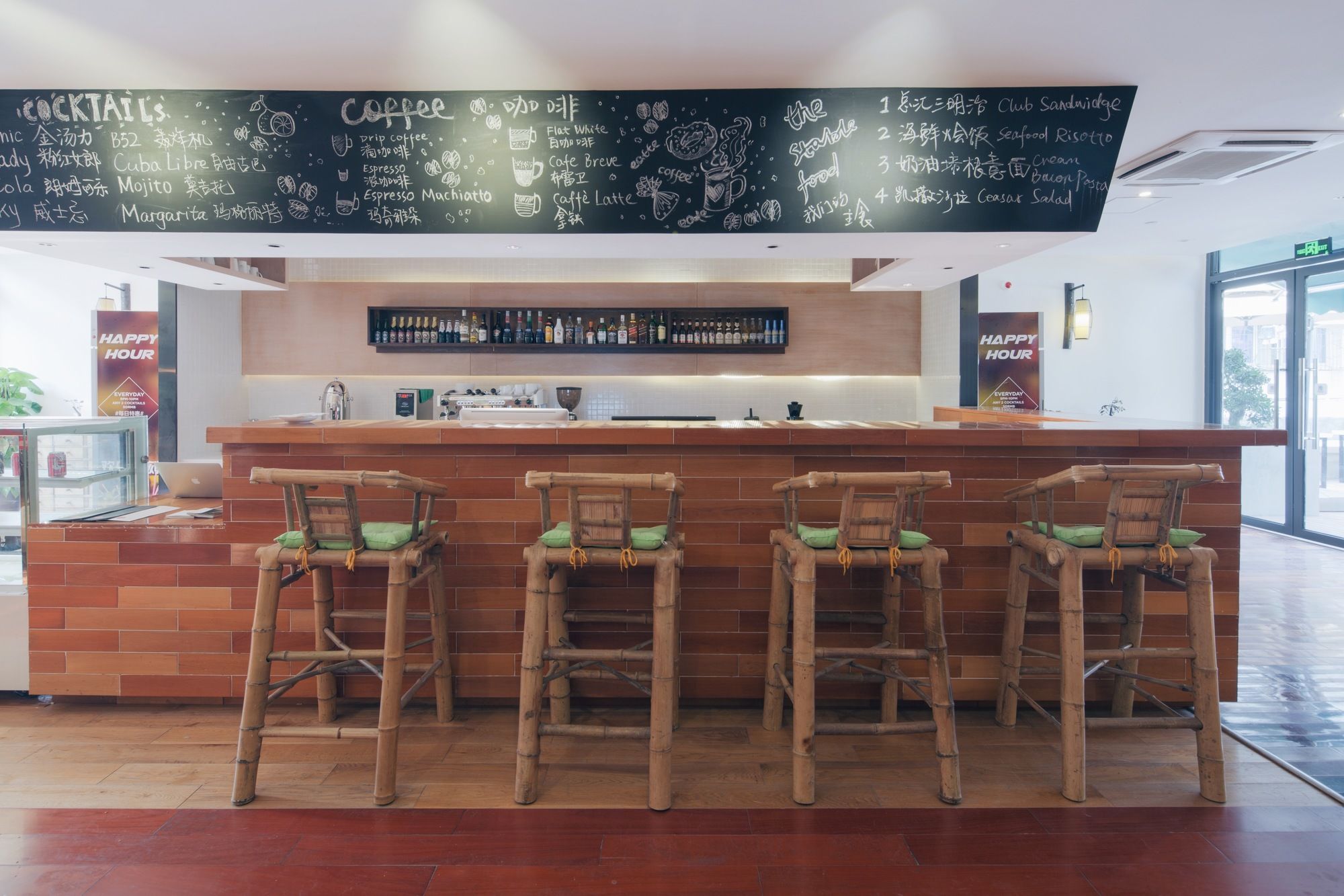 Фото Travelling With Hotel Chengdu Wide and Narrow Alley