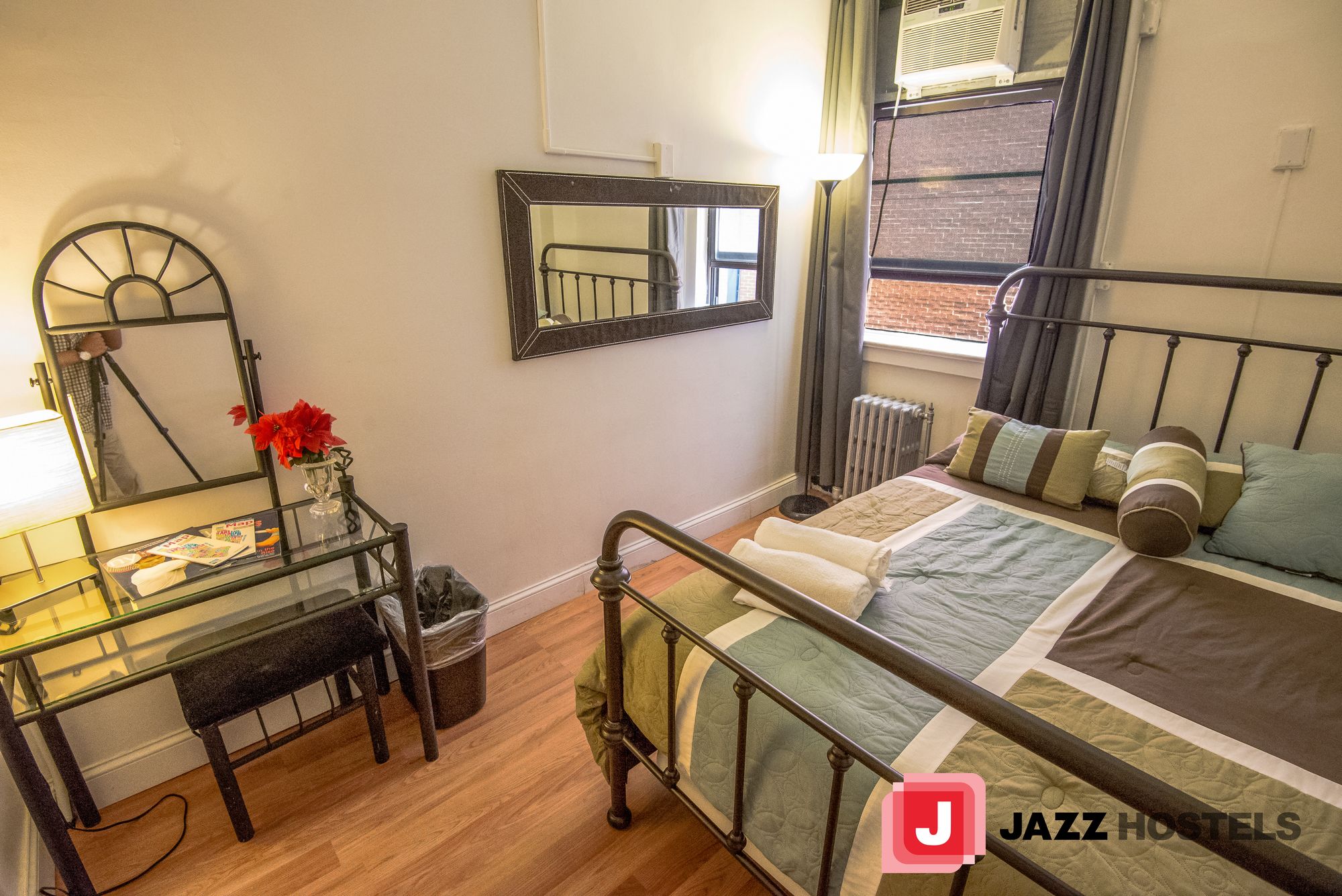 Фото Jazz on the Park Youth Hostel