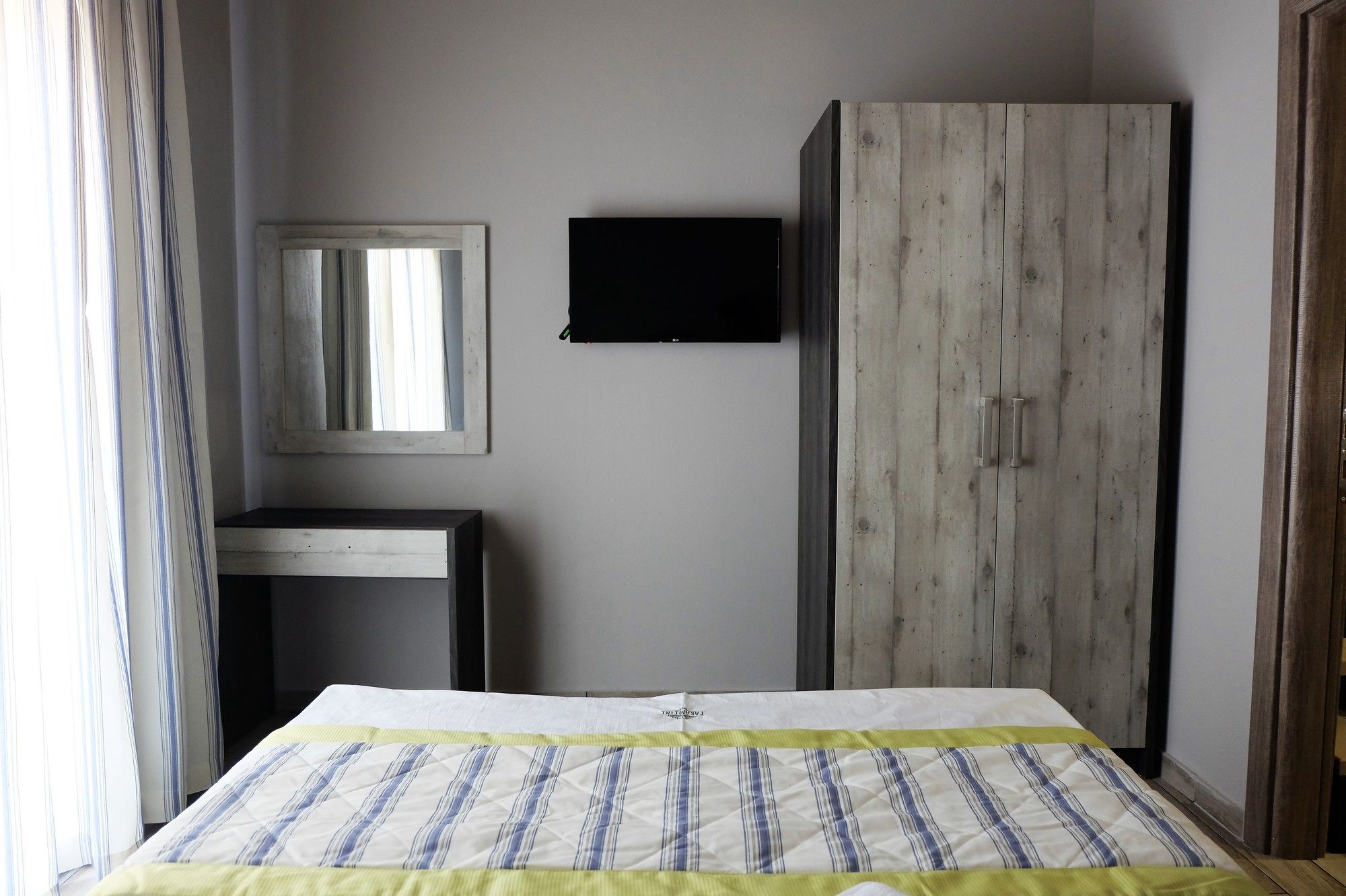 Фото Paramithi Luxury Apartments