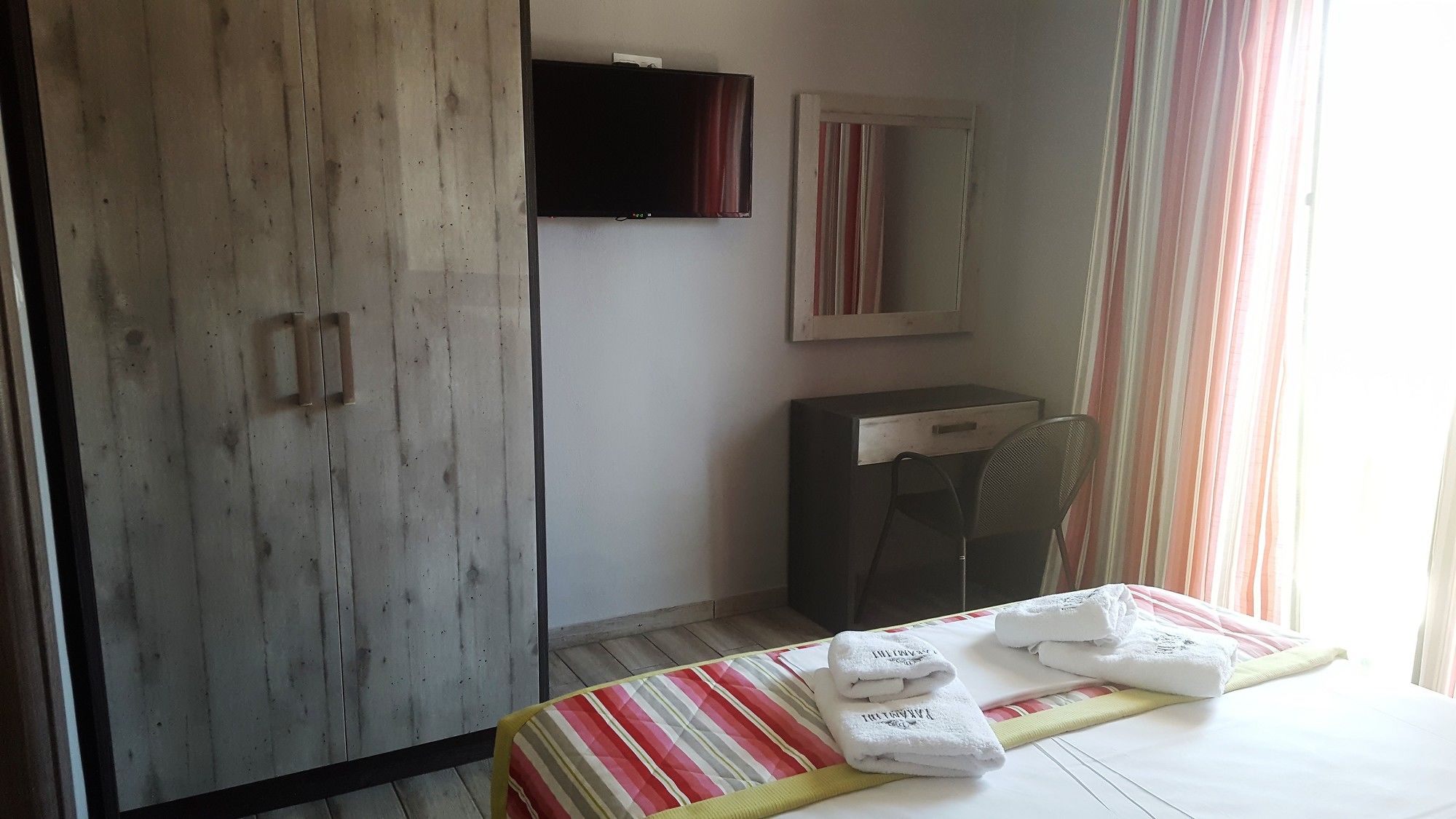 Фото Paramithi Luxury Apartments