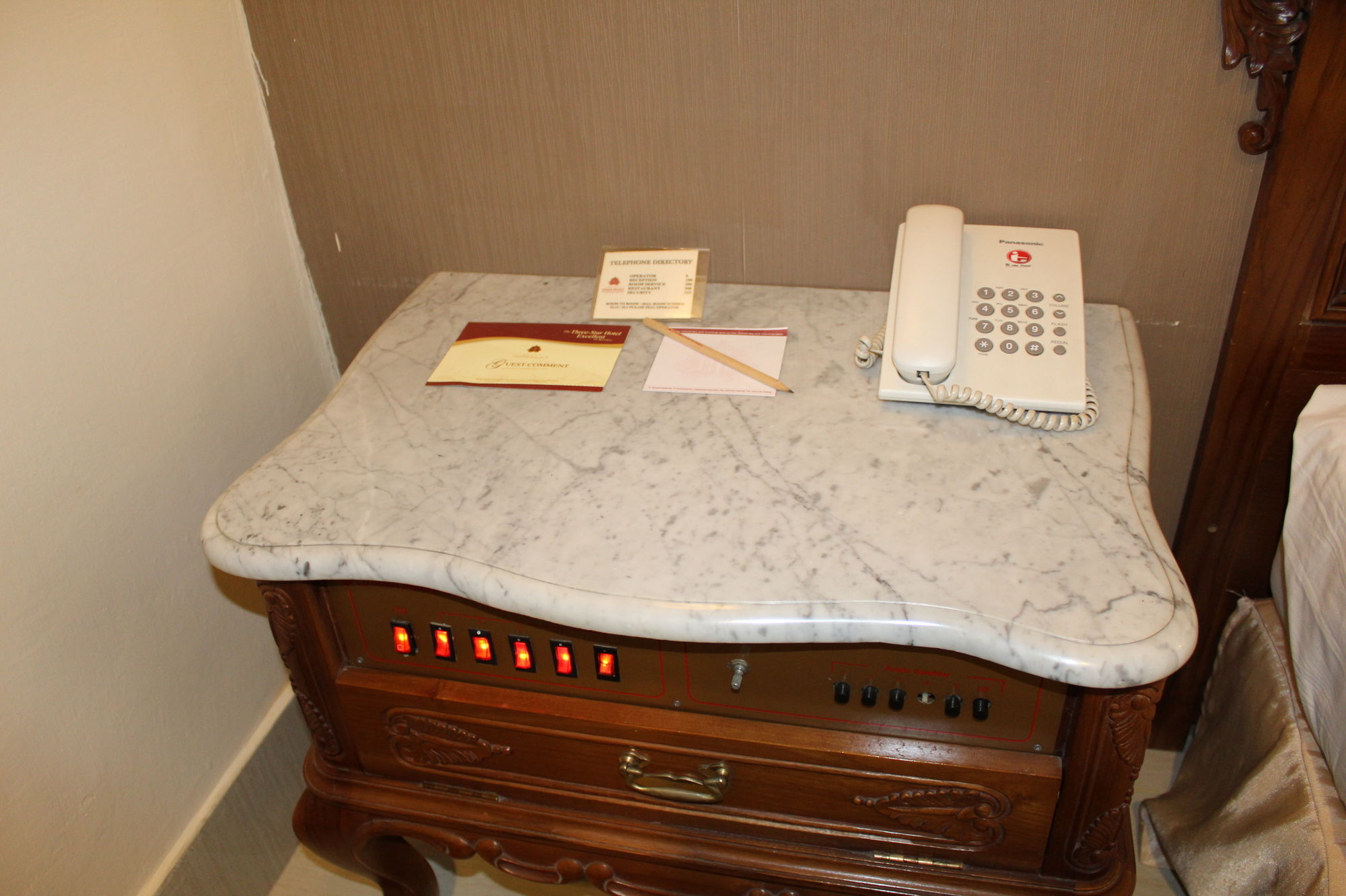 Фото Hotel Indah Palace Yogyakarta