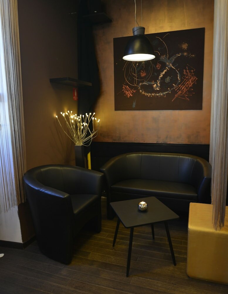 Фото Hotel Amfiteatar