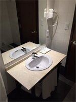 Фото Crystal Tower Hotel