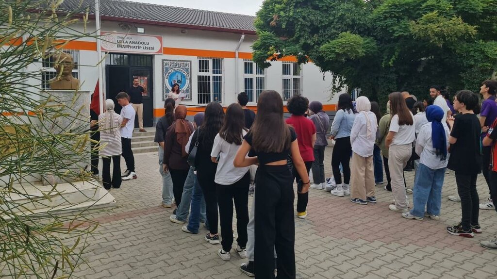 Lyceum Urla Anatolian Imam Hatip High School, Urla, photo