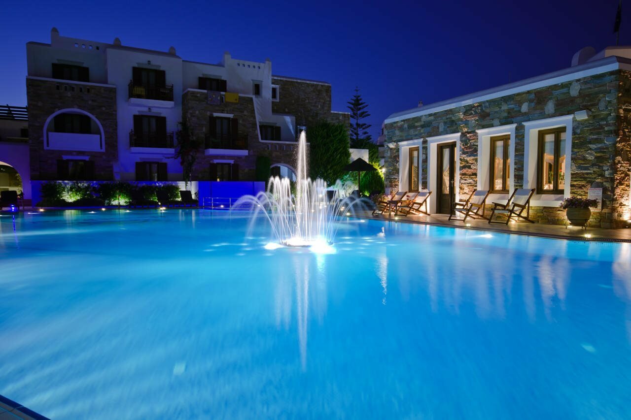 Фото отеля 1