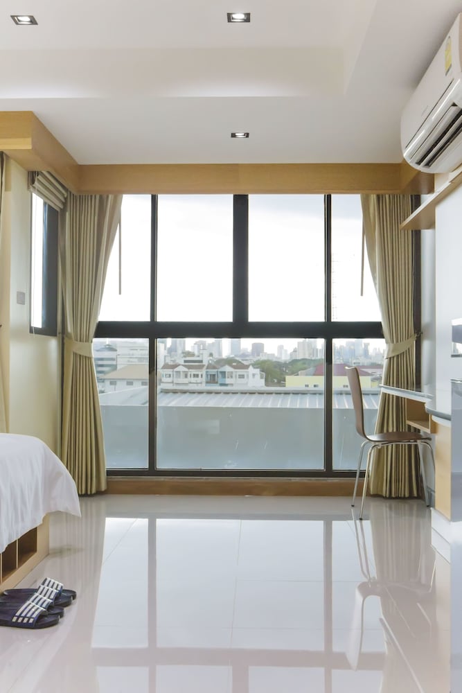 Фото Sillemon Garden Hotel