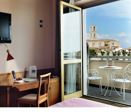 Гостиница Hotel Sangallo Palace в Перудже