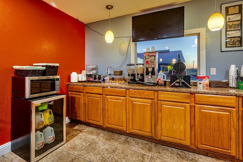 Фото Fort Davis Inn & R. V. Park