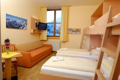 Внешний вид отеля Hotel Jufa Kaprun в Капруне, фото 3