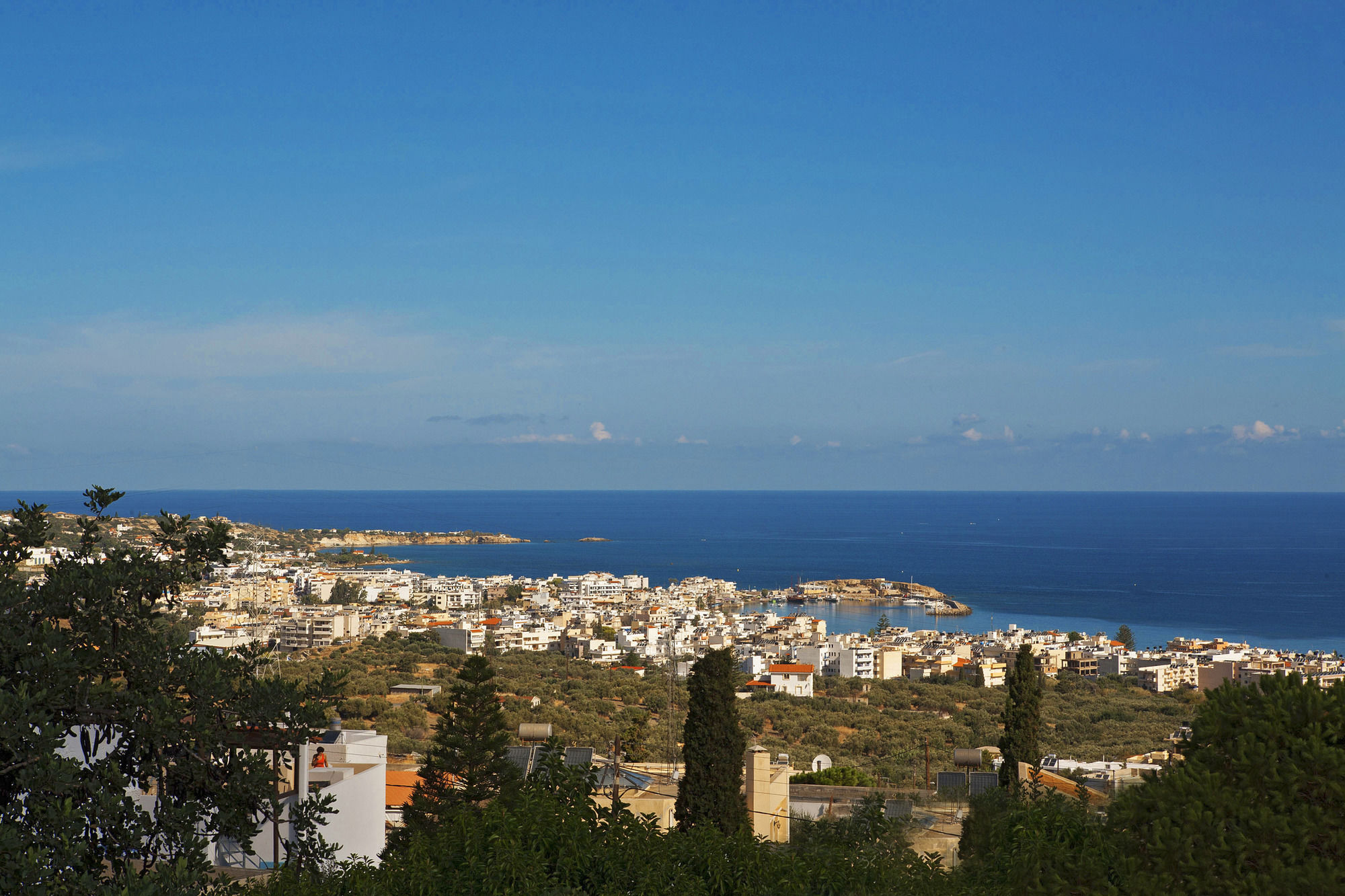 Фото Sundance Apartments and Suites