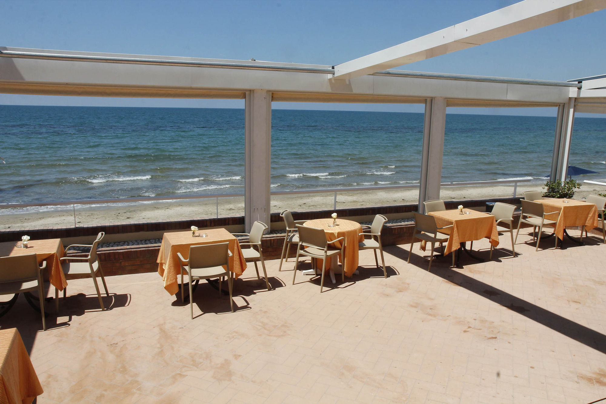 Фото Hotel La Darsena