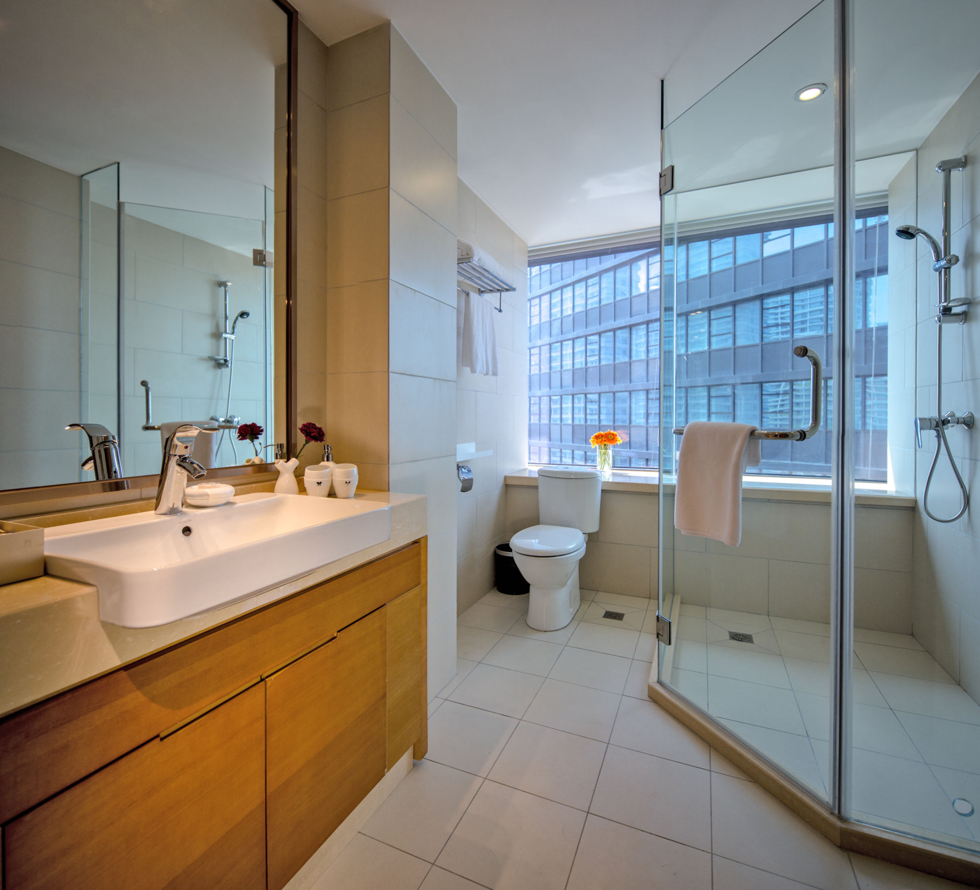 Фото Oak Chateau Dalian