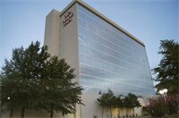 Фото Crowne Plaza Tulsa - Southern Hills