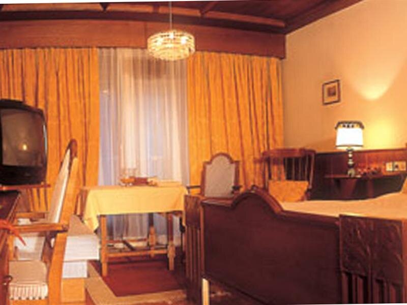 Фото Q Hotel Maria Theresia