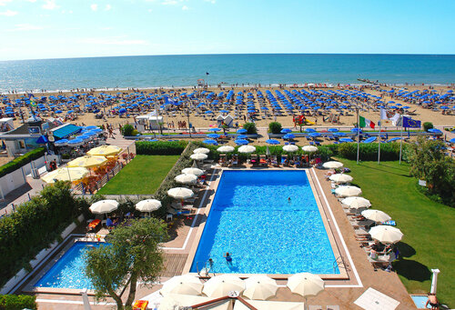 Внешний вид отеля Hotel Mariver в Езоле, фото 2