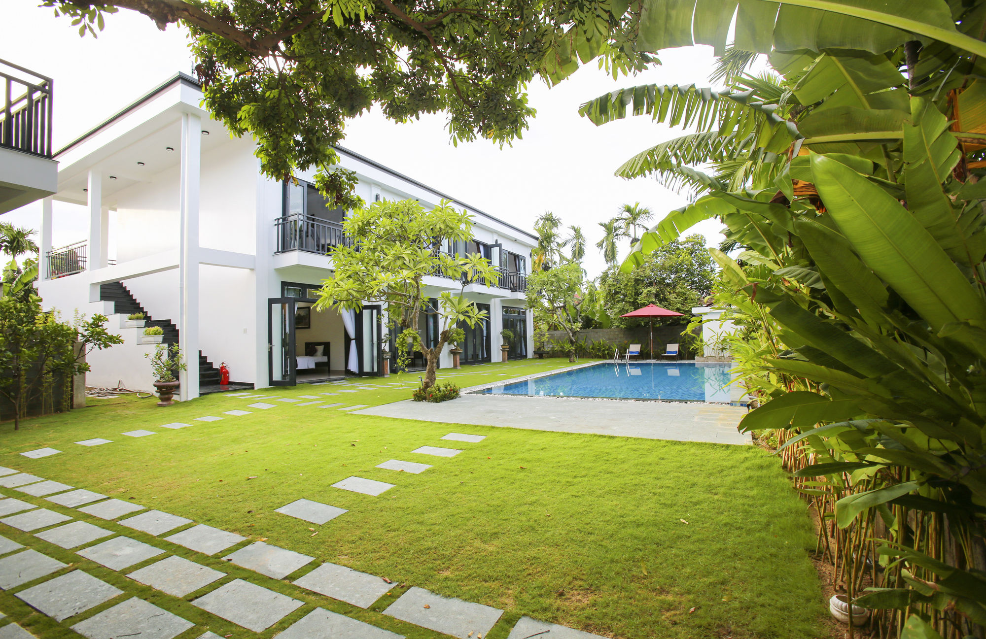 Фото Hoi An Hideaway Villa