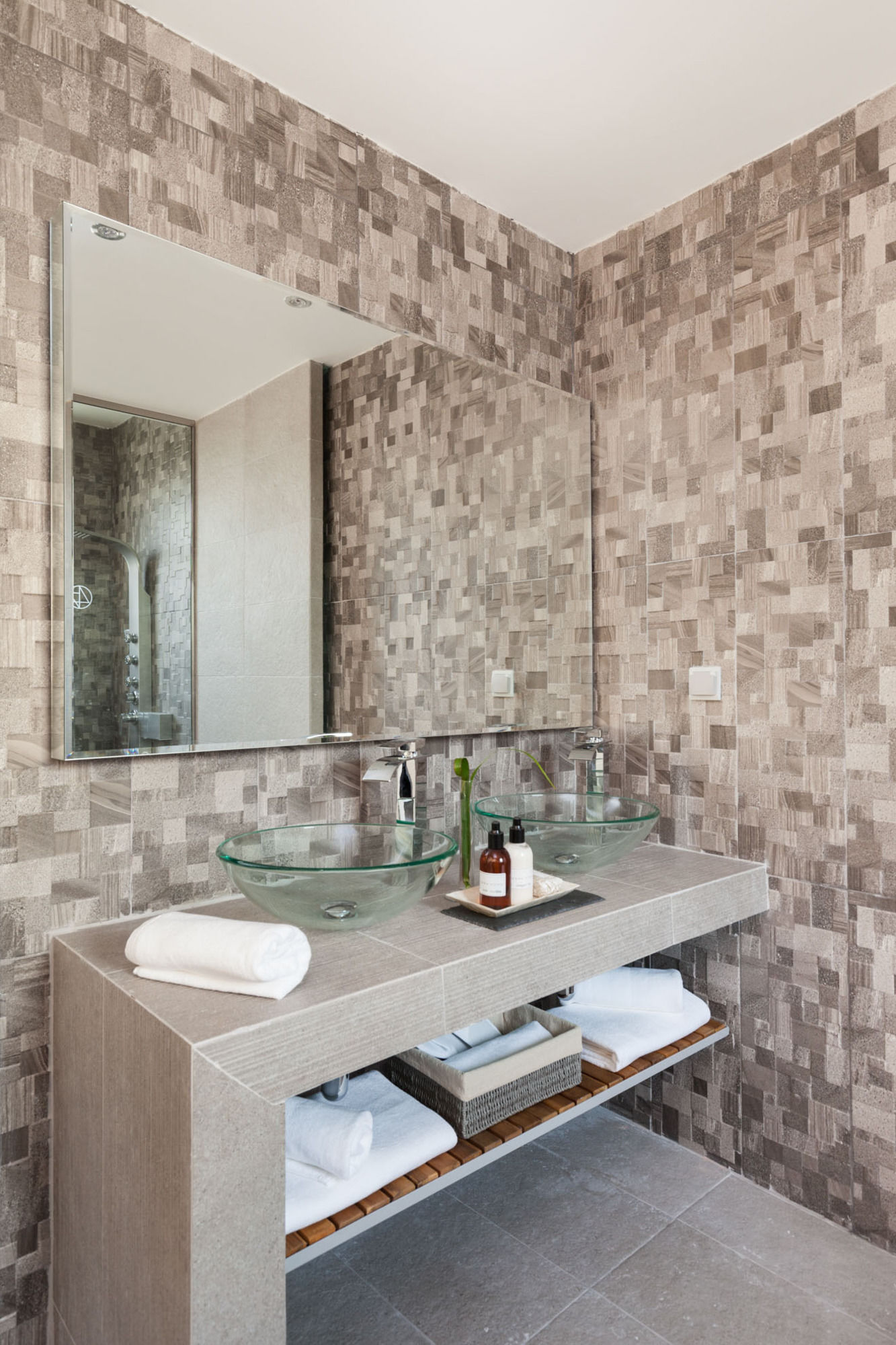 Фото 47 Luxury Suites