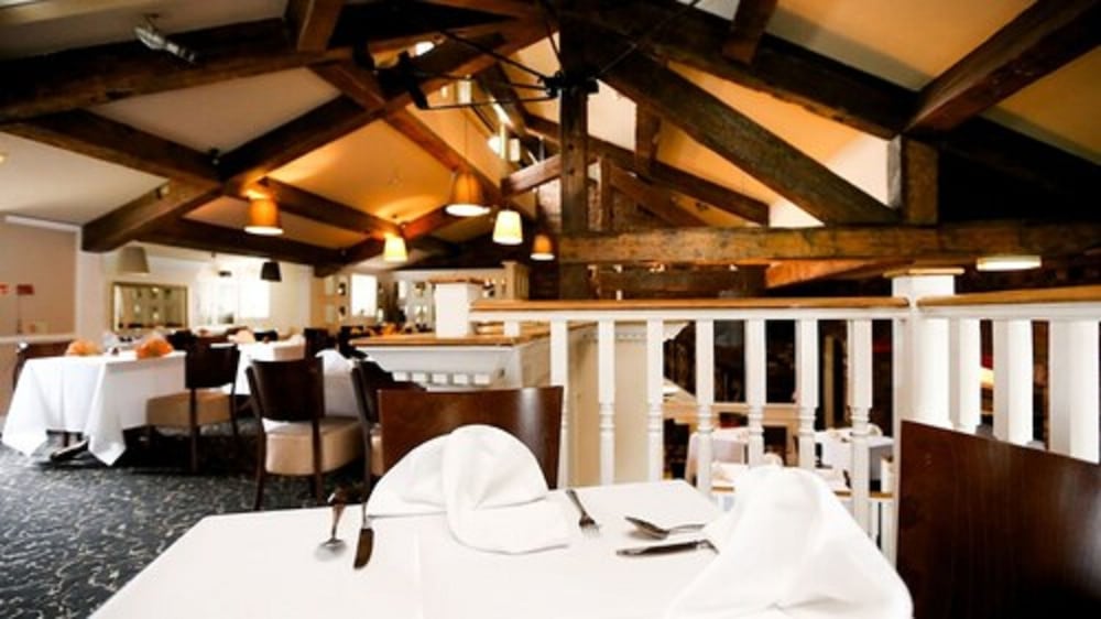 Фото Fairways Lodge & Leisure Club