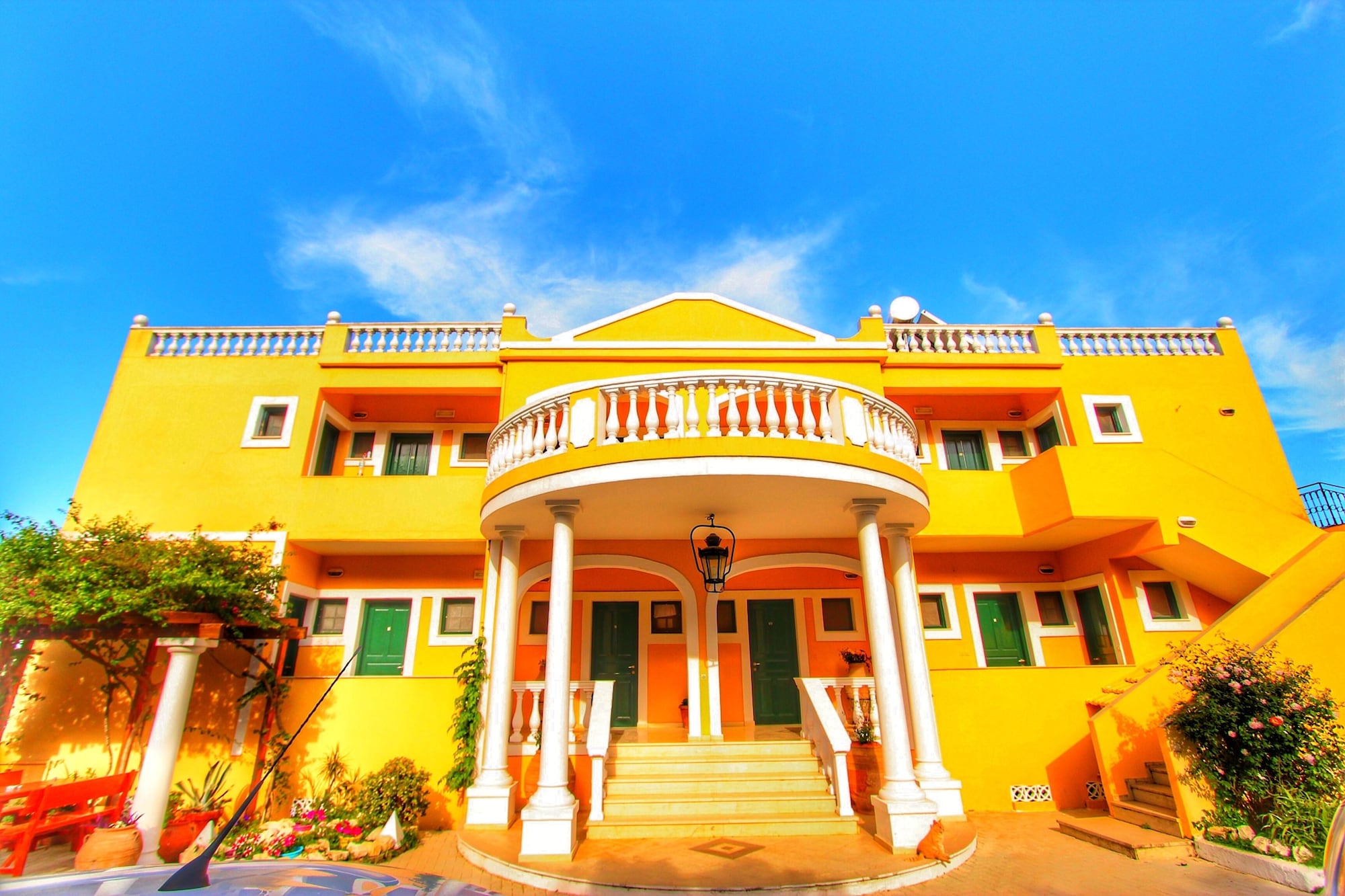 Фото Avra Paradise Aparthotel