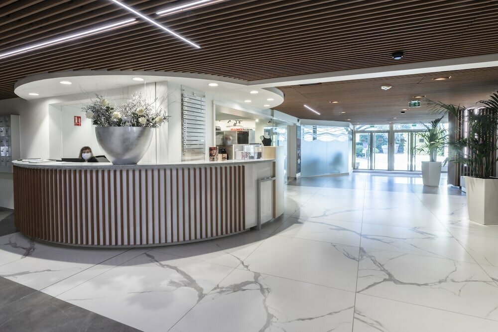 Фото Hotel Lyon Métropole