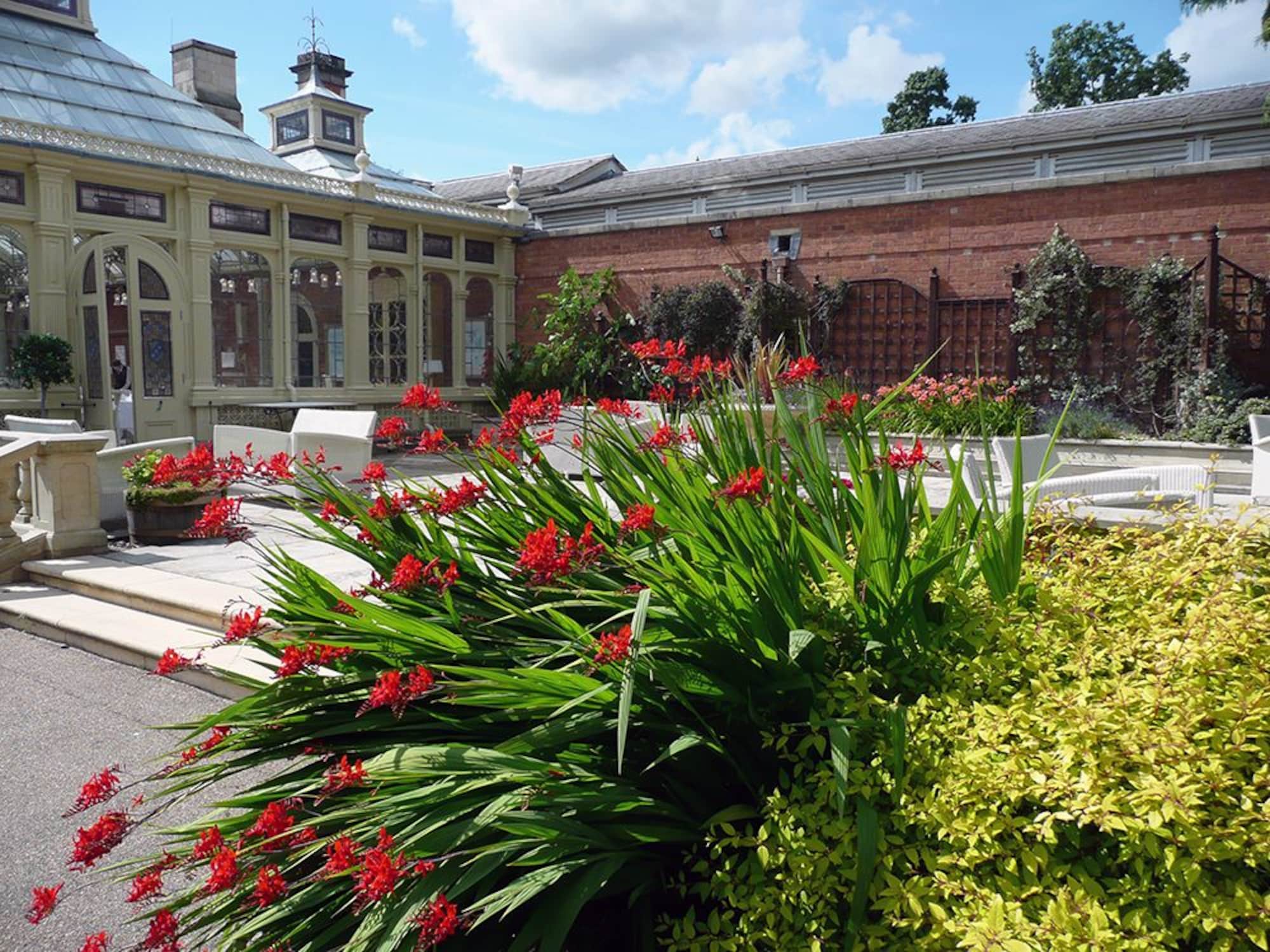 Фото Kilworth House hotel & Theatre