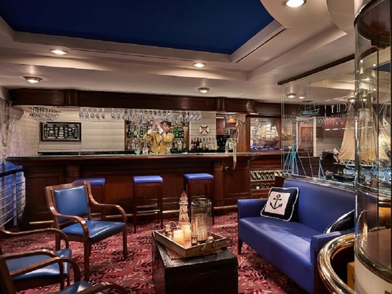 Фото The Riviera Hotel