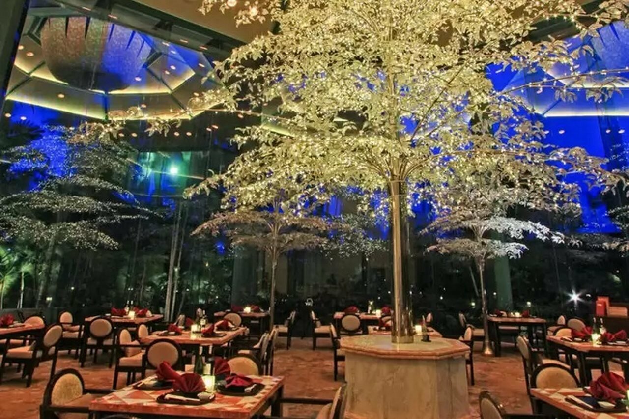 Фото Diamond Hotel Philippines