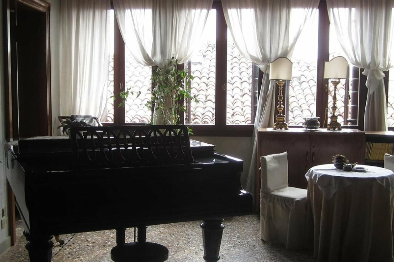 Фото At Home A Palazzo