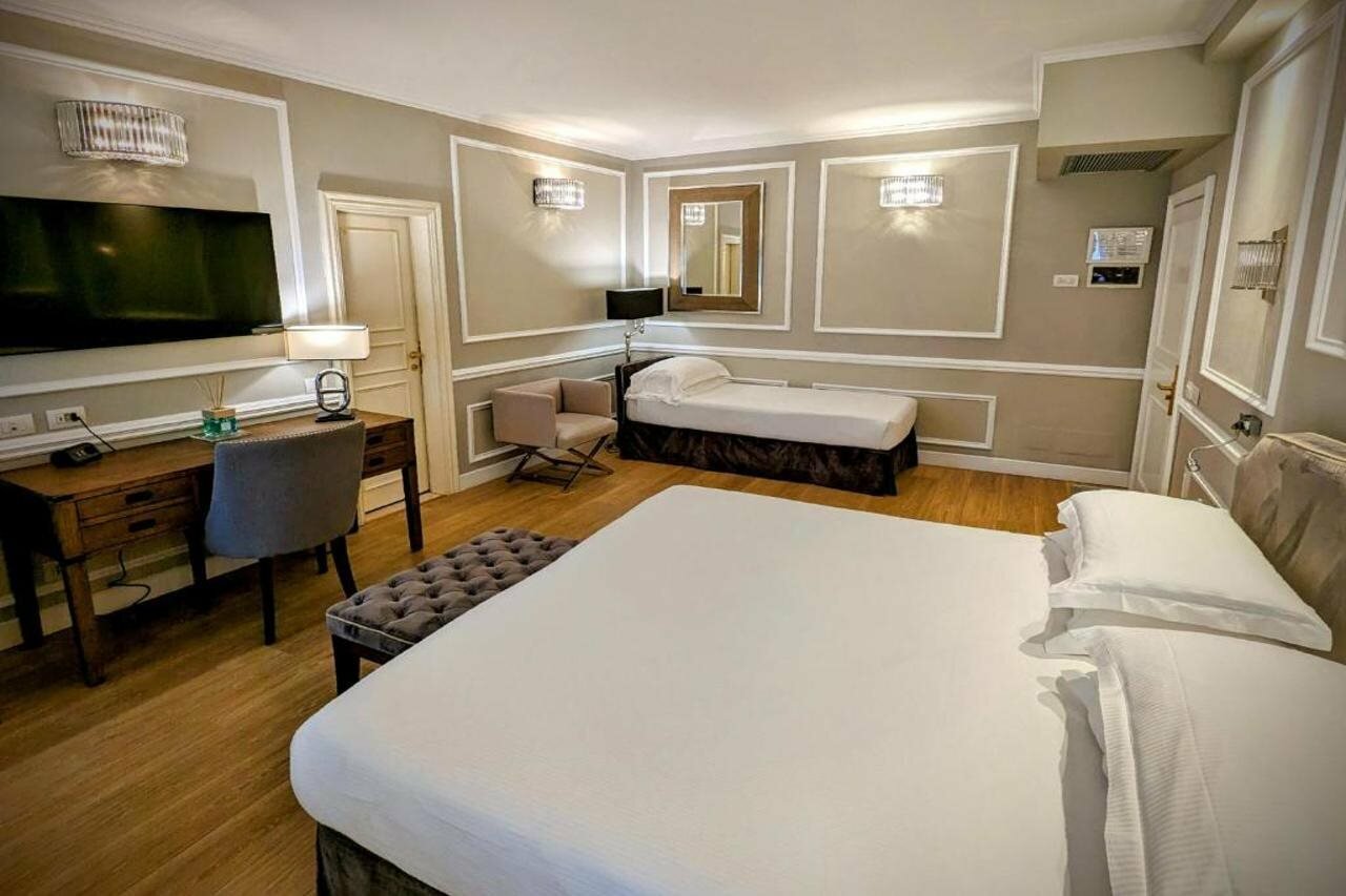 Фото Fh55 Hotel Calzaiuoli