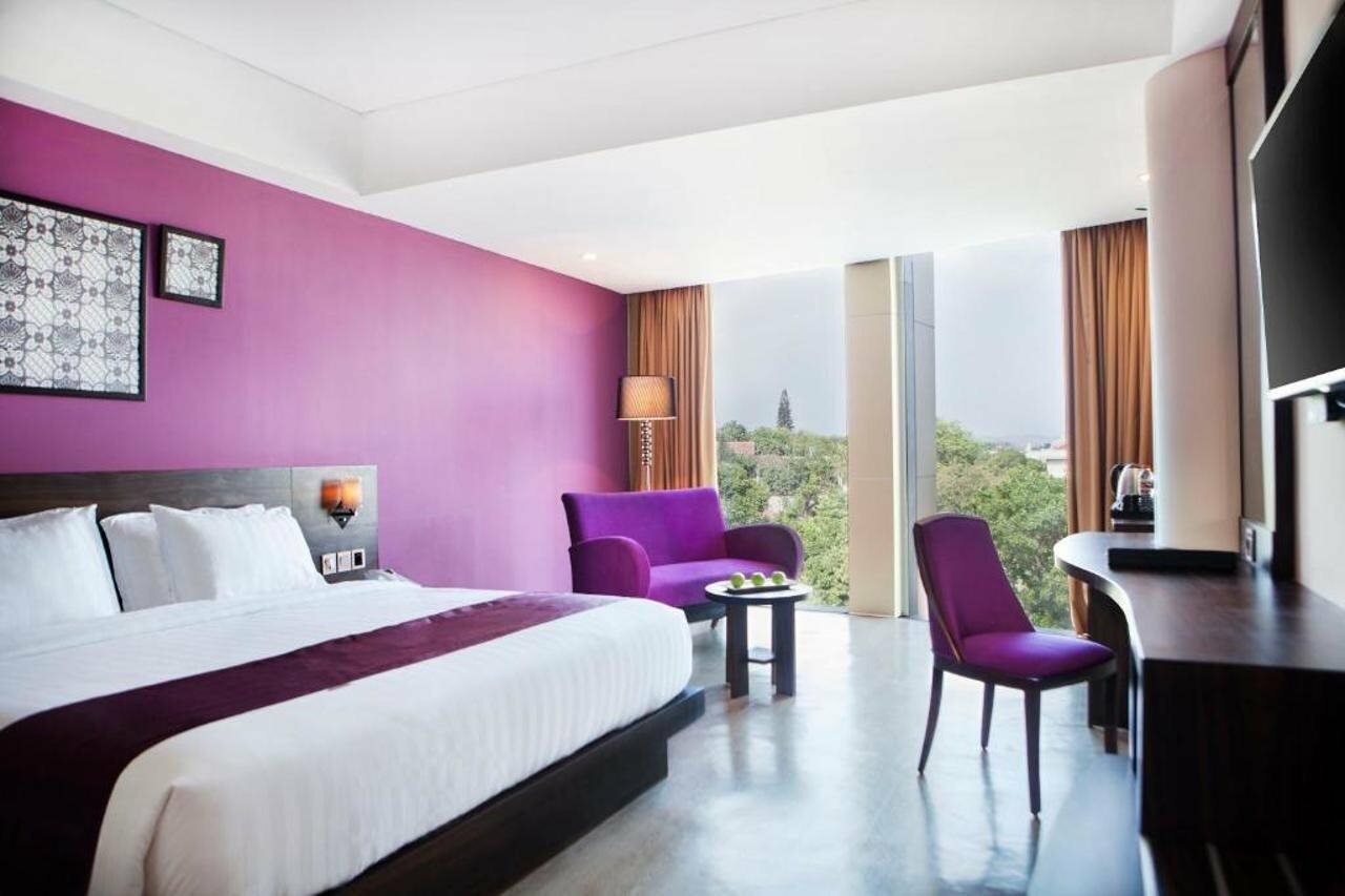 Фото Grand Edge Hotel Semarang