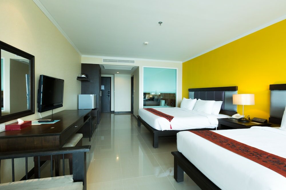 Фото Royal Phala Cliff Beach Resort and SPA