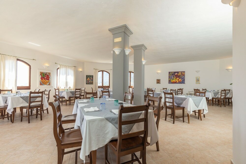 Фото Hotel Genna e Masoni