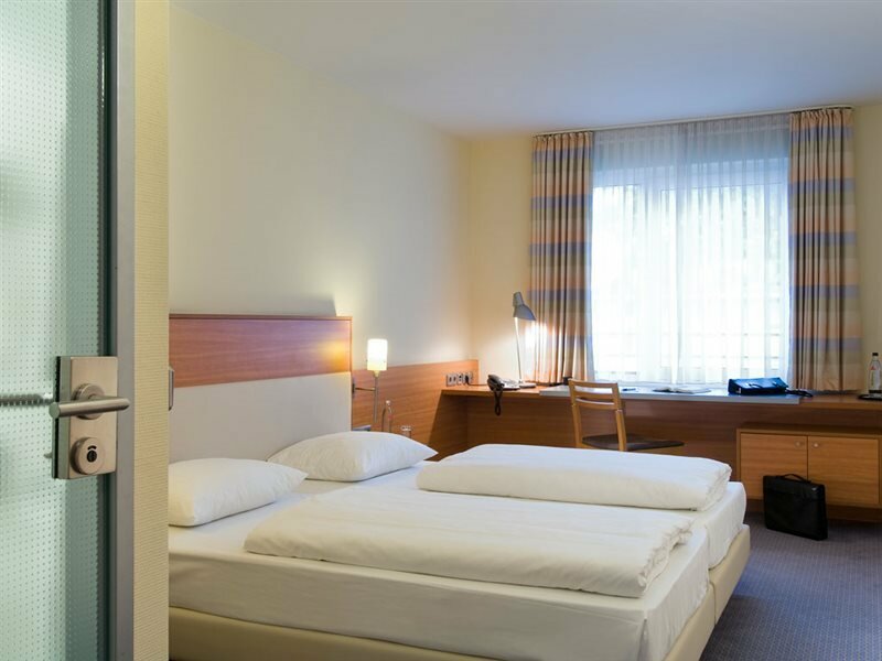 Фото Mercure Hotel Mannheim am Rathaus