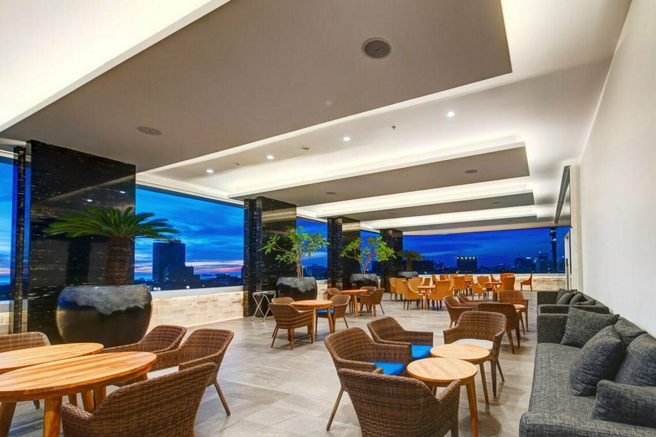 Фото Melia Makassar