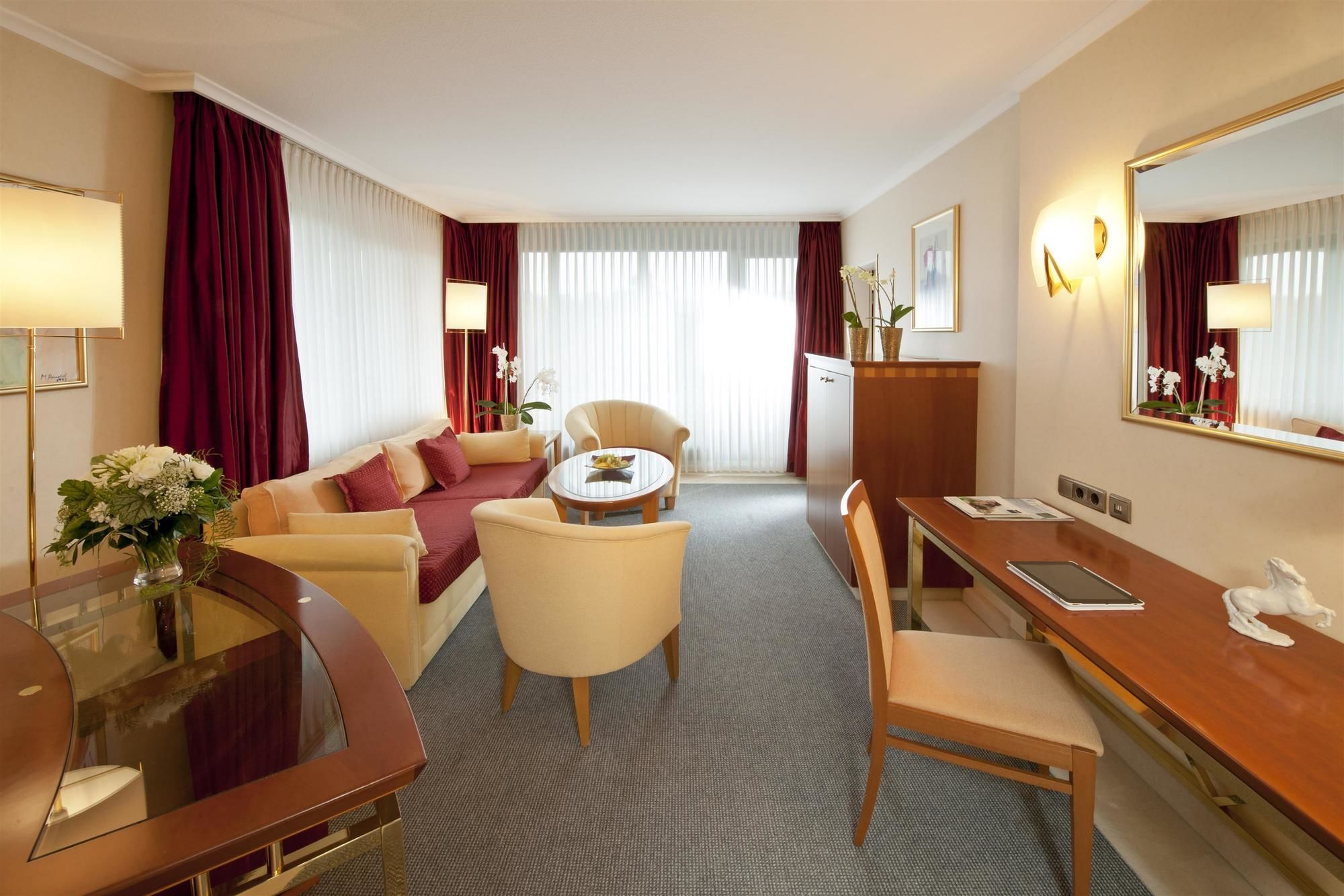 Фото Dorint Parkhotel Bad Neuenahr